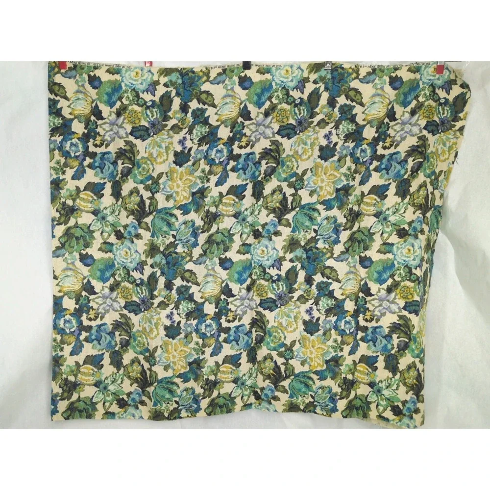 5th Avenue Designs Floral Linen 3 Yds Vintage Fabric VAT Green Blue Gold